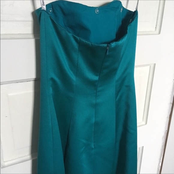 David’s Bridal long jewel tone long gown sz 4 - Picture 7 of 7